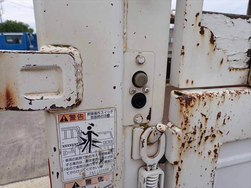 【351061】いすゞ エルフ 平ボディ2重アオリ床鉄板P/G付|中古トラックの販売・買取・査定のアイナビ