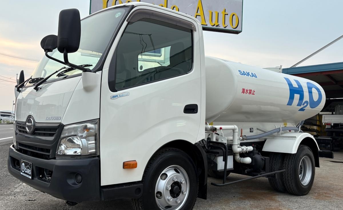 H26デュトロ 散水車|中古トラックの販売・買取・査定のアイナビ