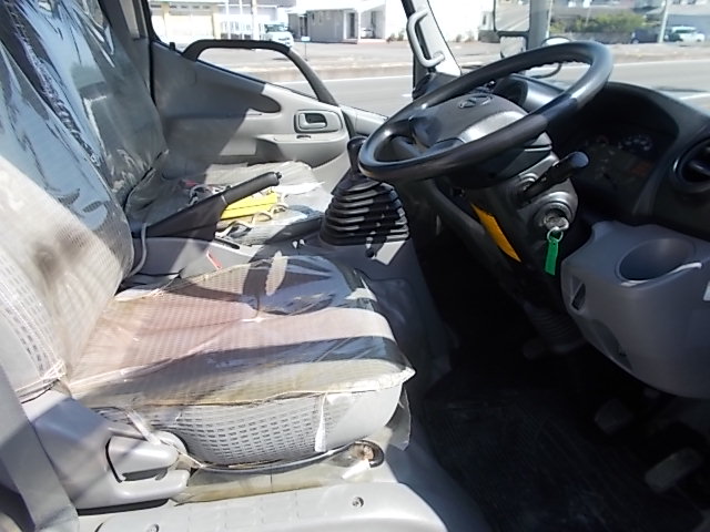 H23年式 デュトロ3トンアームロール4WD|中古トラックの販売・買取・査定のアイナビ