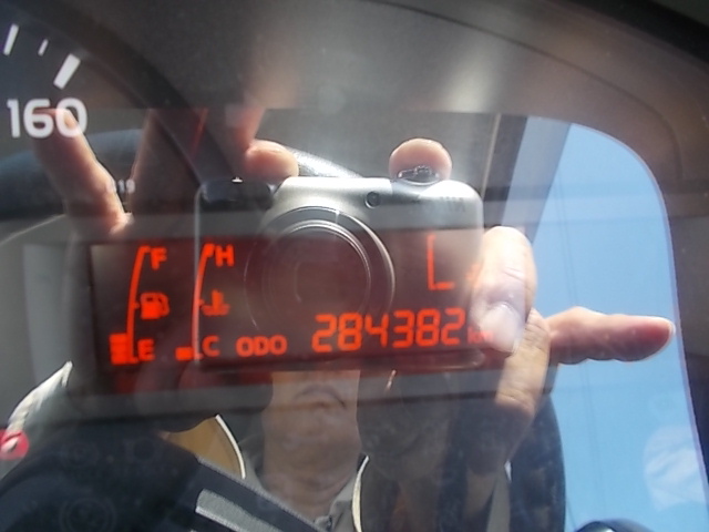 H23年式 デュトロ3トンアームロール4WD|中古トラックの販売・買取・査定のアイナビ