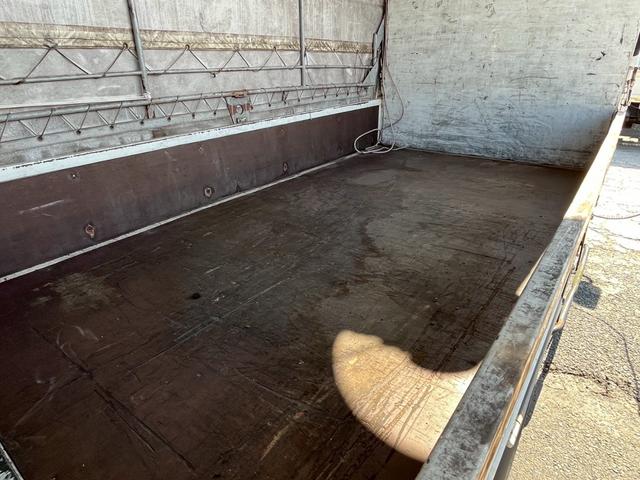 トヨタダイナ幌付き平ボディ|中古トラックの販売・買取・査定のアイナビ