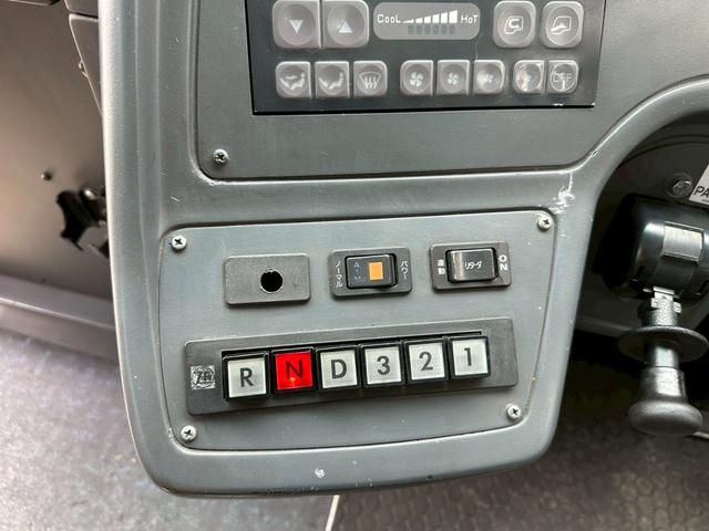 UDトラックススペースアローバス|中古トラックの販売・買取・査定のアイナビ