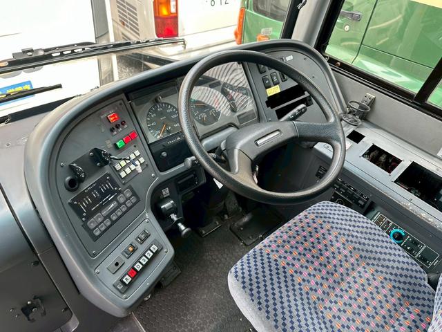 UDトラックススペースアローバス|中古トラックの販売・買取・査定のアイナビ