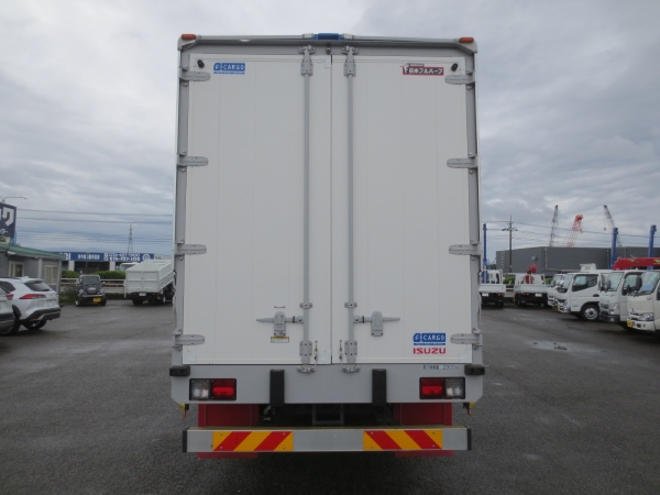 いすゞフォワードアルミウイング|中古トラックの販売・買取・査定のアイナビ