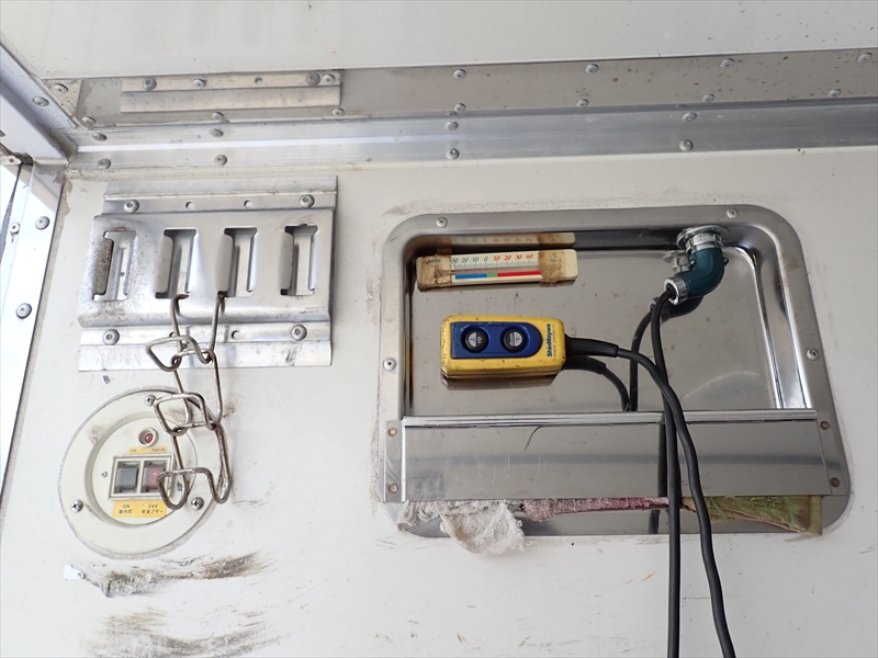 【351329】いすゞ フォワード 低温仕様冷凍車 パワーゲート付|中古トラックの販売・買取・査定のアイナビ