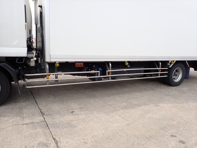 【351329】いすゞ フォワード 低温仕様冷凍車 パワーゲート付|中古トラックの販売・買取・査定のアイナビ