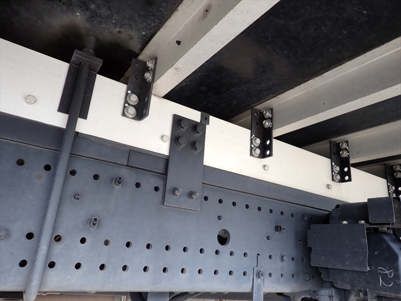 【351329】いすゞ フォワード 低温仕様冷凍車 パワーゲート付|中古トラックの販売・買取・査定のアイナビ