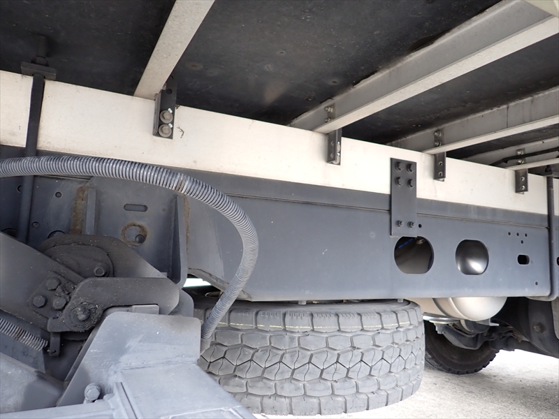 【351329】いすゞ フォワード 低温仕様冷凍車 パワーゲート付|中古トラックの販売・買取・査定のアイナビ