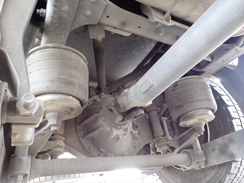 【351329】いすゞ フォワード 低温仕様冷凍車 パワーゲート付|中古トラックの販売・買取・査定のアイナビ