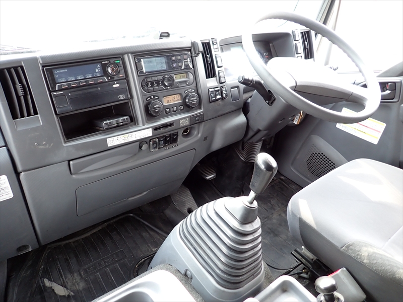 【351329】いすゞ フォワード 低温仕様冷凍車 パワーゲート付|中古トラックの販売・買取・査定のアイナビ