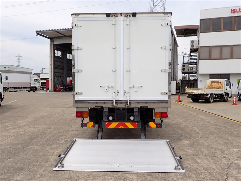 【351325】いすゞ フォワード 低温仕様冷凍車 パワーゲート付|中古トラックの販売・買取・査定のアイナビ