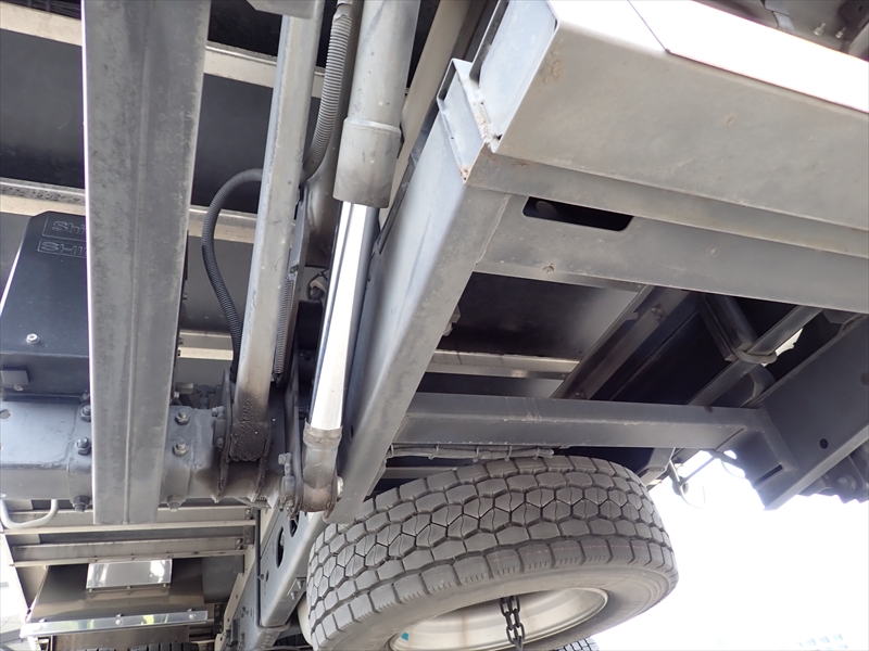 【351325】いすゞ フォワード 低温仕様冷凍車 パワーゲート付|中古トラックの販売・買取・査定のアイナビ