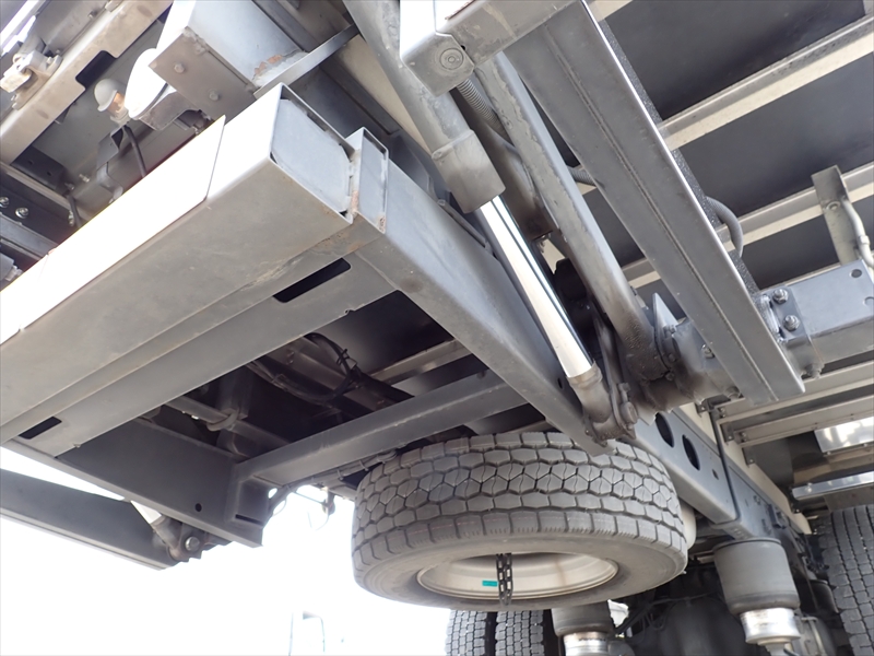 【351325】いすゞ フォワード 低温仕様冷凍車 パワーゲート付|中古トラックの販売・買取・査定のアイナビ