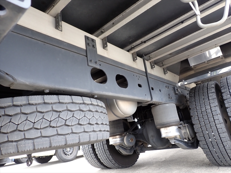 【351325】いすゞ フォワード 低温仕様冷凍車 パワーゲート付|中古トラックの販売・買取・査定のアイナビ