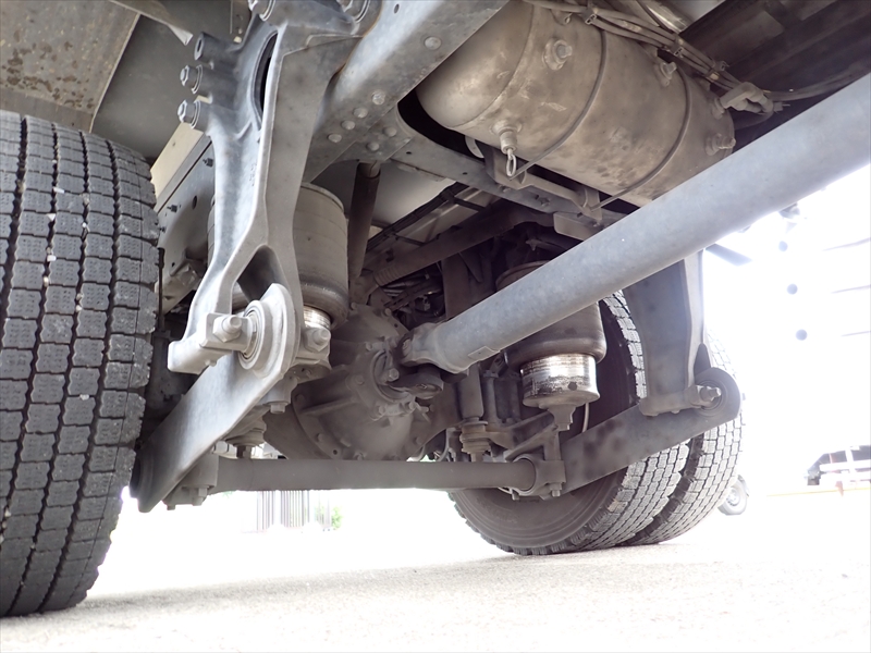 【351325】いすゞ フォワード 低温仕様冷凍車 パワーゲート付|中古トラックの販売・買取・査定のアイナビ