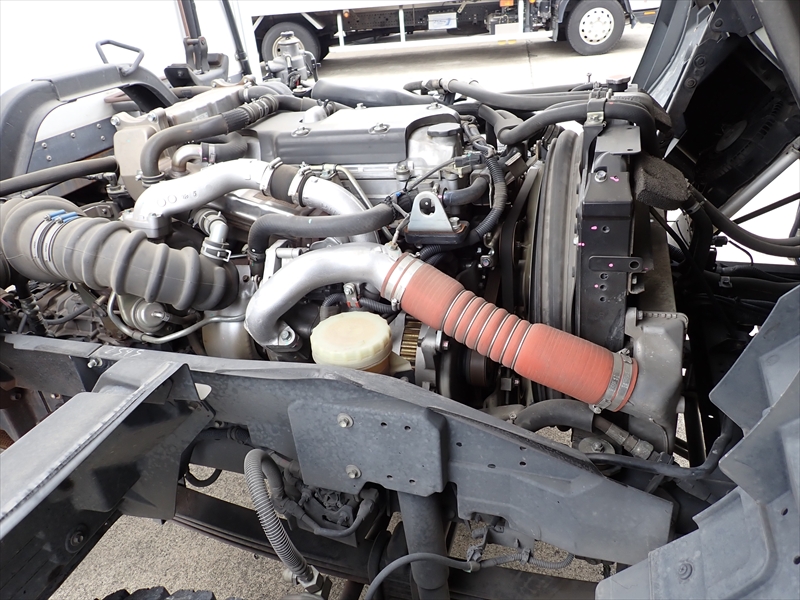 【351325】いすゞ フォワード 低温仕様冷凍車 パワーゲート付|中古トラックの販売・買取・査定のアイナビ