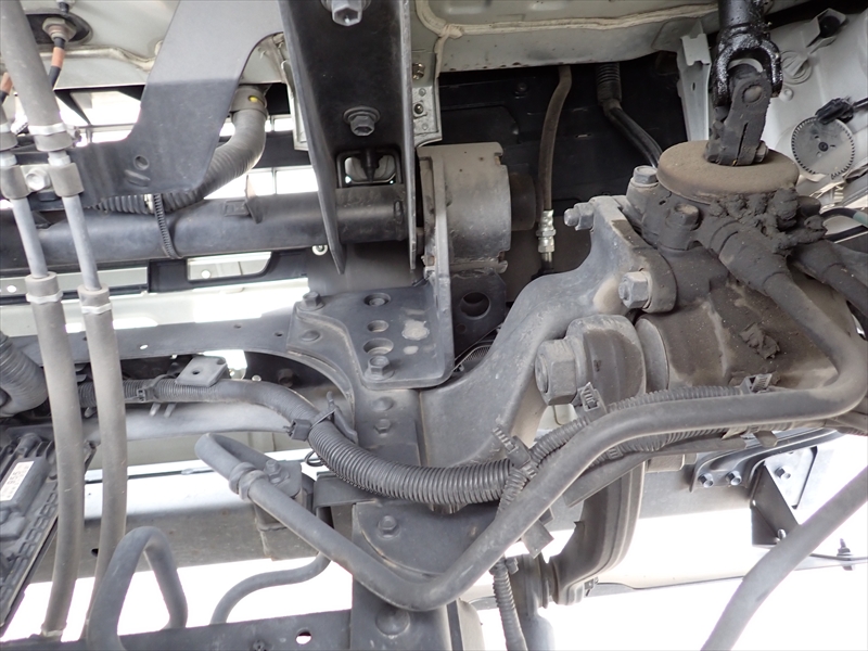 【351325】いすゞ フォワード 低温仕様冷凍車 パワーゲート付|中古トラックの販売・買取・査定のアイナビ