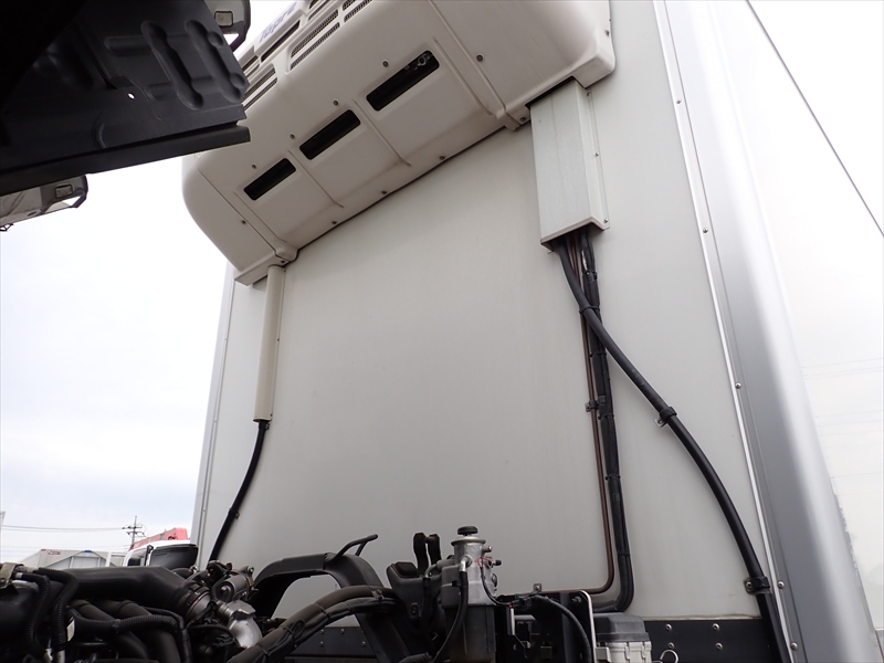 【351325】いすゞ フォワード 低温仕様冷凍車 パワーゲート付|中古トラックの販売・買取・査定のアイナビ