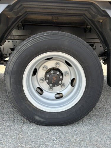 いすゞ エルフ ワイド幅 ドライバン PG付き H30 年式 TRG-NPR85AN|中古トラックの販売・買取・査定のアイナビ