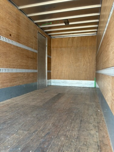 いすゞ エルフ ワイド幅 ドライバン PG付き H30 年式 TRG-NPR85AN|中古トラックの販売・買取・査定のアイナビ