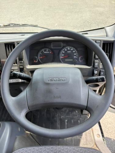 いすゞ エルフ ワイド幅 ドライバン PG付き H30 年式 TRG-NPR85AN|中古トラックの販売・買取・査定のアイナビ