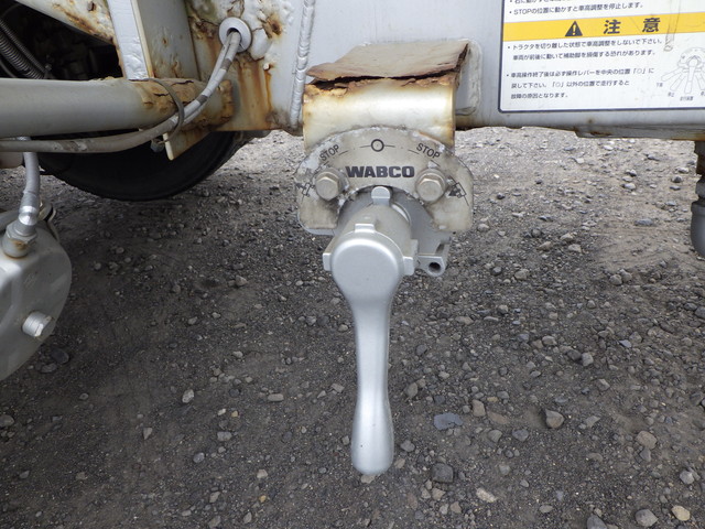 トレクスTNF22401粉粒体運搬セミトレーラー2槽式|中古トラックの販売・買取・査定のアイナビ