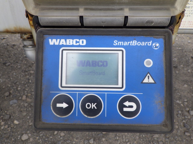 トレクスTNF22401粉粒体運搬セミトレーラー2槽式|中古トラックの販売・買取・査定のアイナビ