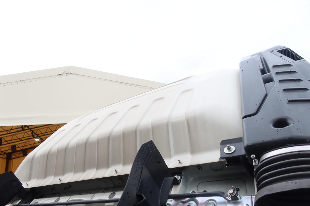 ワイド幅 冷蔵冷凍車 ハイブリッド AT -5℃～30℃設定|中古トラックの販売・買取・査定のアイナビ