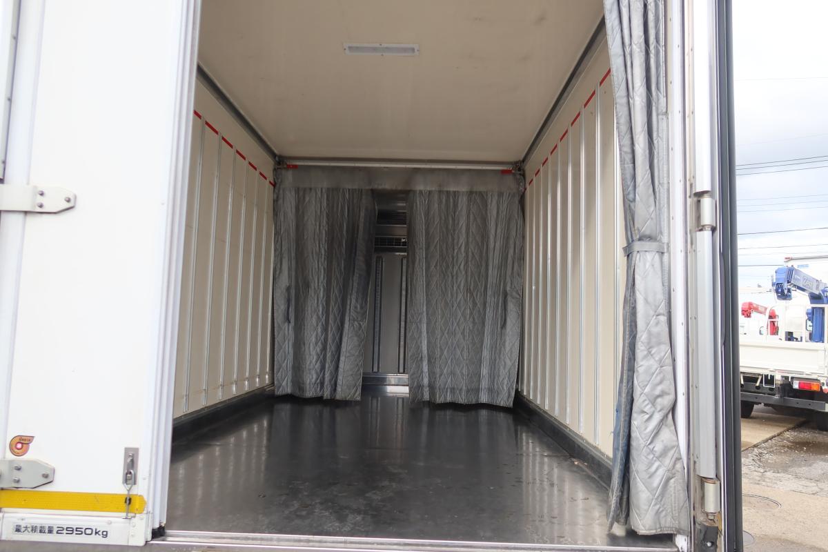 ワイド幅 冷蔵冷凍車 ハイブリッド AT -5℃～30℃設定|中古トラックの販売・買取・査定のアイナビ