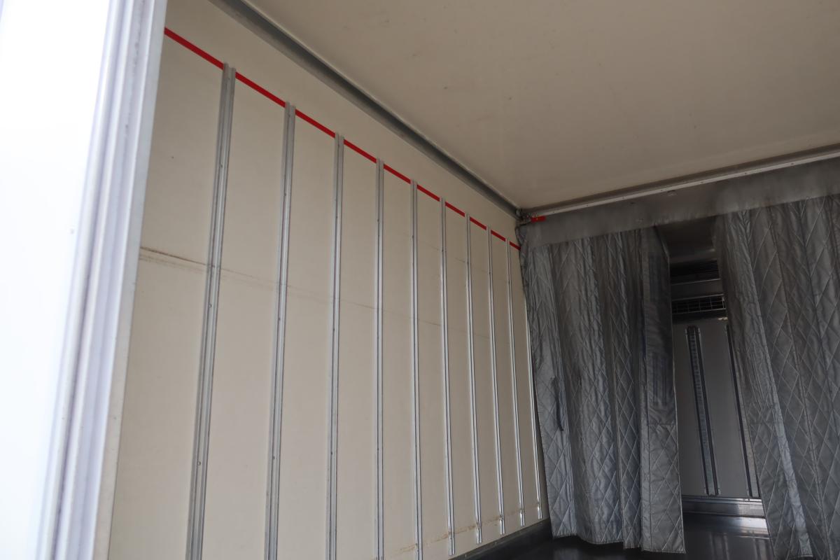 ワイド幅 冷蔵冷凍車 ハイブリッド AT -5℃～30℃設定|中古トラックの販売・買取・査定のアイナビ