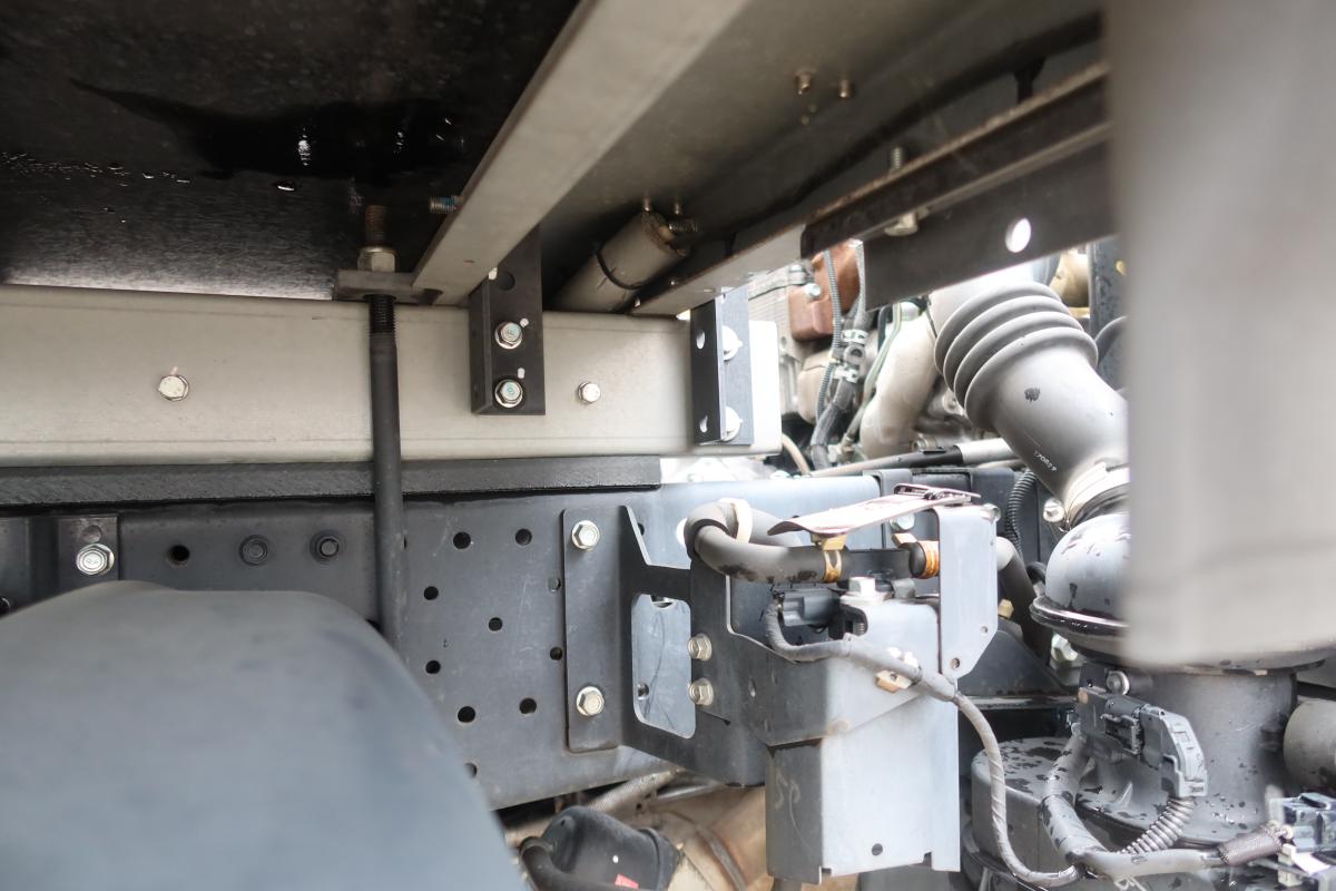 ワイド幅 冷蔵冷凍車 ハイブリッド AT -5℃～30℃設定|中古トラックの販売・買取・査定のアイナビ