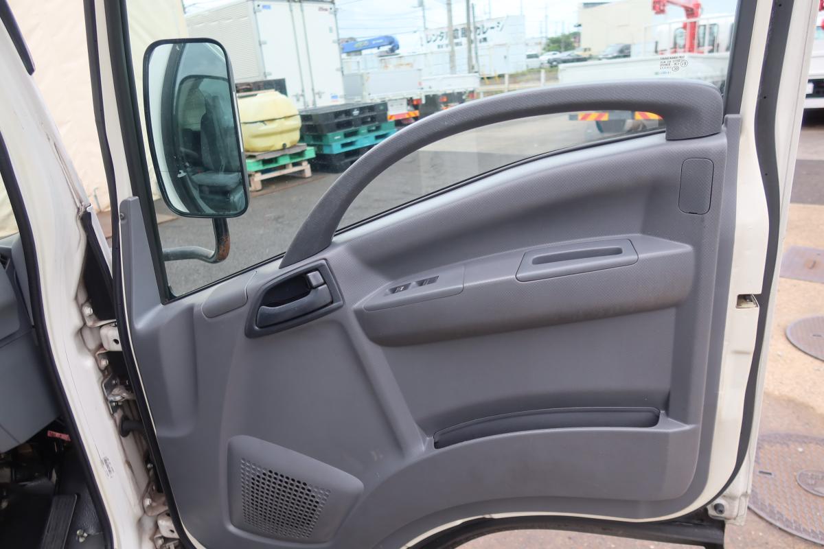 ワイド幅 冷蔵冷凍車 ハイブリッド AT -5℃～30℃設定|中古トラックの販売・買取・査定のアイナビ