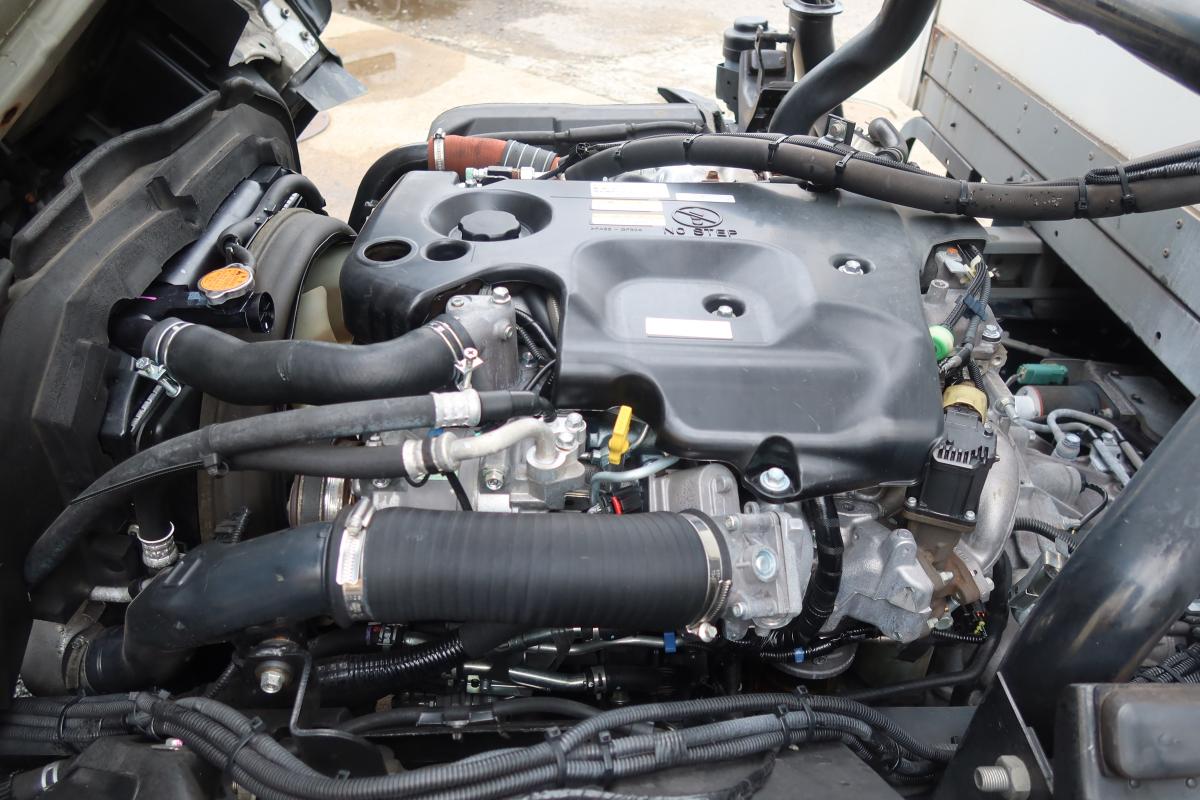 ワイド幅 冷蔵冷凍車 ハイブリッド AT -5℃～30℃設定|中古トラックの販売・買取・査定のアイナビ