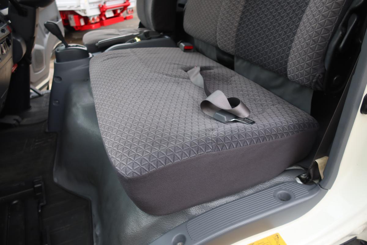 ワイド幅 冷蔵冷凍車 ハイブリッド AT -5℃～30℃設定|中古トラックの販売・買取・査定のアイナビ