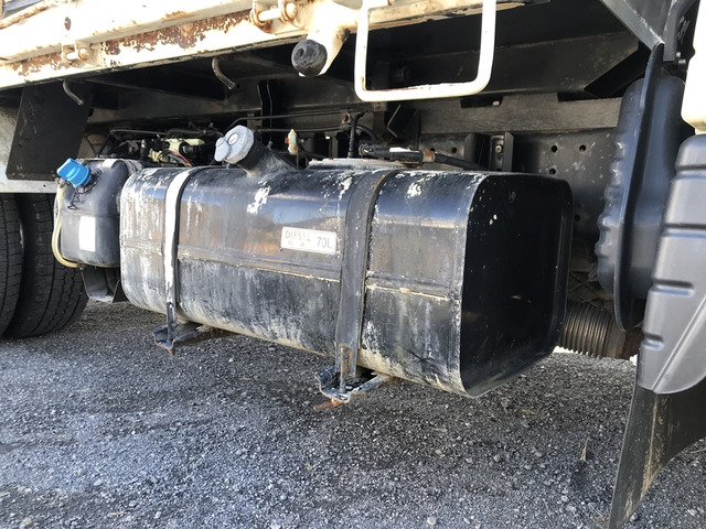 【準中型(5t限定あり)運転可能】三菱ふそうキャンター/5速|中古トラックの販売・買取・査定のアイナビ