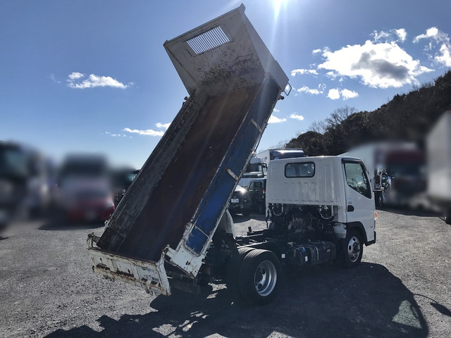 【準中型(5t限定あり)運転可能】三菱ふそうキャンター/5速|中古トラックの販売・買取・査定のアイナビ