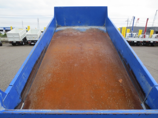 いすゞエルフ高床ダンプ|中古トラックの販売・買取・査定のアイナビ