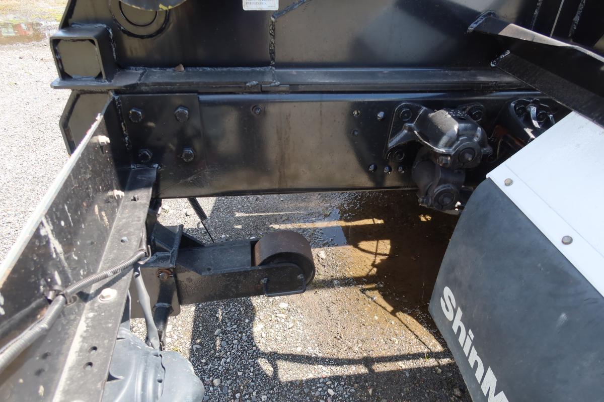 増トンショートキャブ 新明和製アームロール 積載7800kg|中古トラックの販売・買取・査定のアイナビ