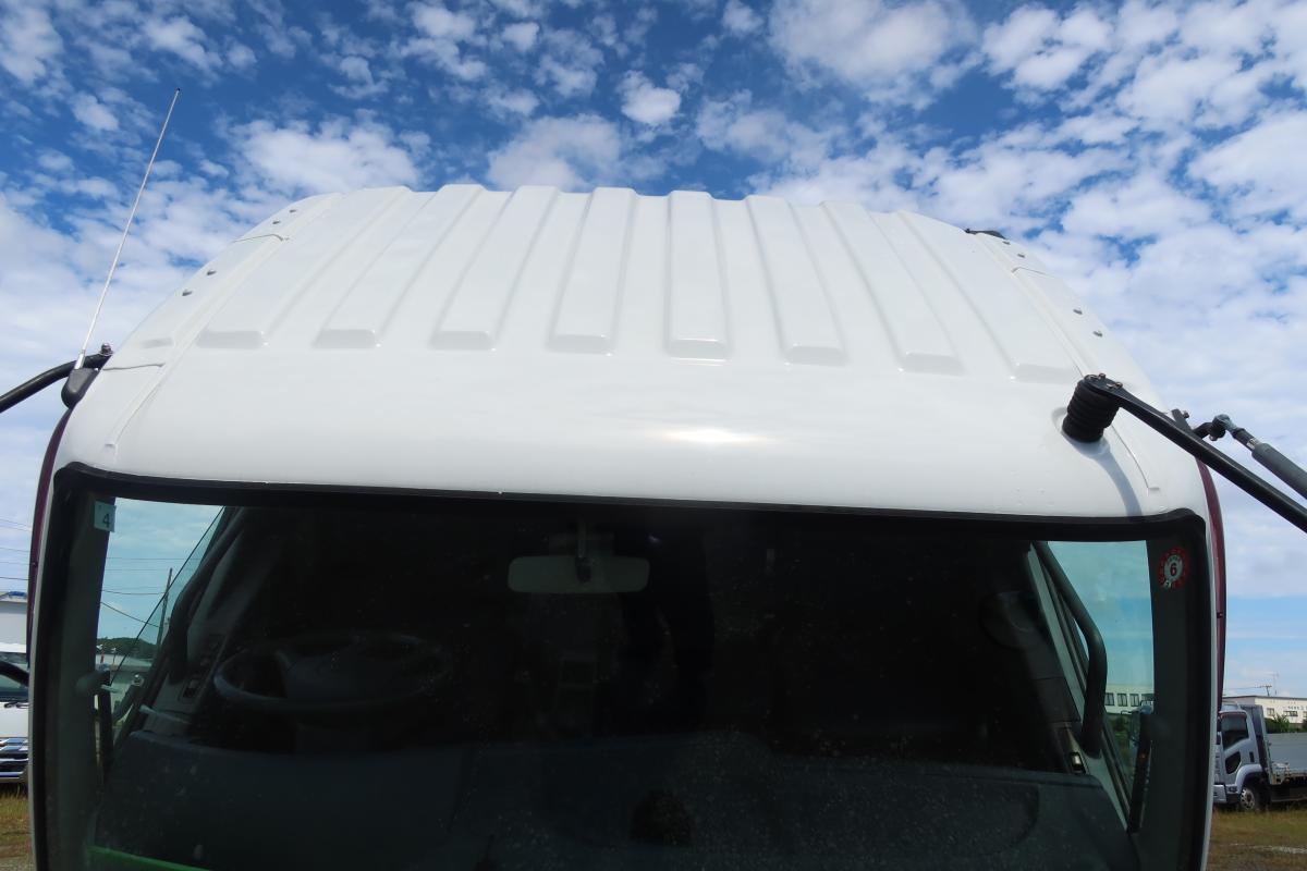 増トンショートキャブ 新明和製アームロール 積載7800kg|中古トラックの販売・買取・査定のアイナビ