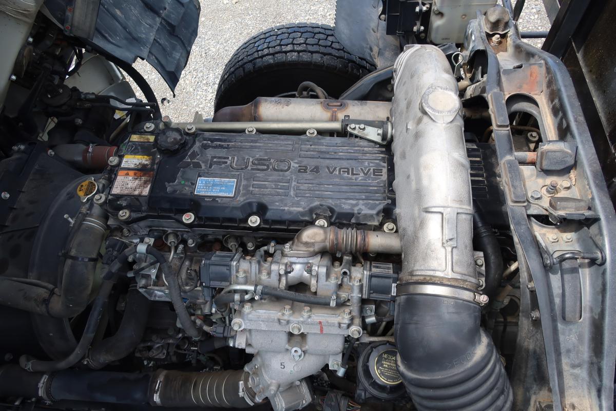 増トンショートキャブ 新明和製アームロール 積載7800kg|中古トラックの販売・買取・査定のアイナビ