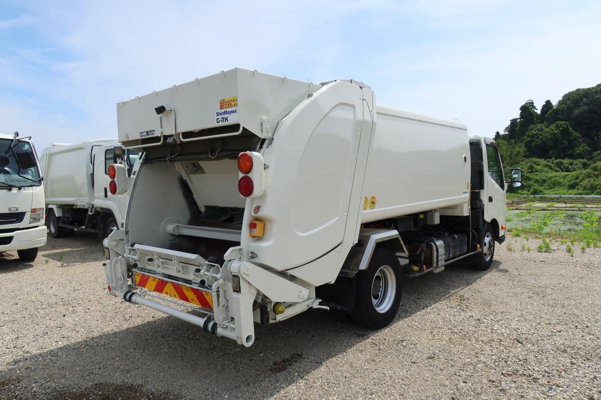 デュトロ ワイド 巻き込みパッカー車 新明和製7.3立米|中古トラックの販売・買取・査定のアイナビ
