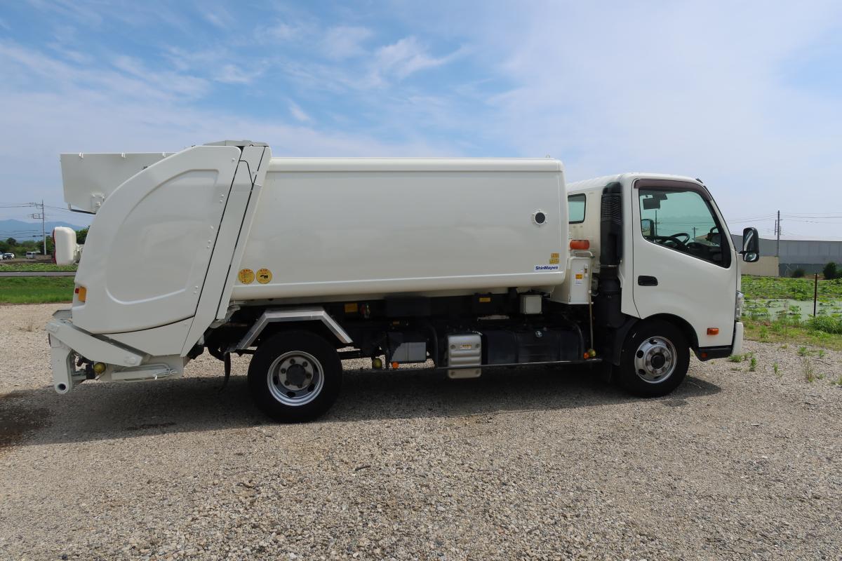 デュトロ ワイド 巻き込みパッカー車 新明和製7.3立米|中古トラックの販売・買取・査定のアイナビ