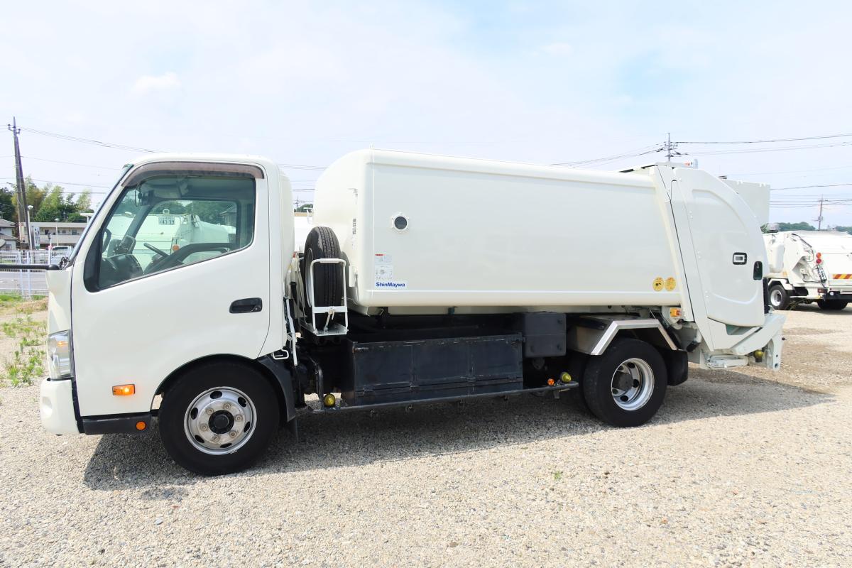 デュトロ ワイド 巻き込みパッカー車 新明和製7.3立米|中古トラックの販売・買取・査定のアイナビ