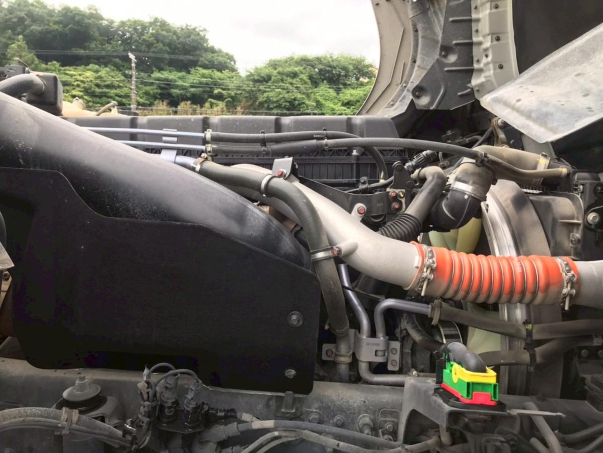R5年式、クオン、油圧ポンプ付トラクタ、車検付 530馬力|中古トラックの販売・買取・査定のアイナビ