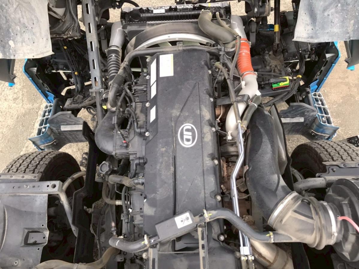 R5年式、クオン、油圧ポンプ付トラクタ、車検付 530馬力|中古トラックの販売・買取・査定のアイナビ