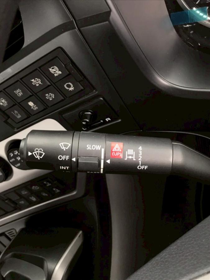 R5年式、クオン、油圧ポンプ付トラクタ、車検付 530馬力|中古トラックの販売・買取・査定のアイナビ