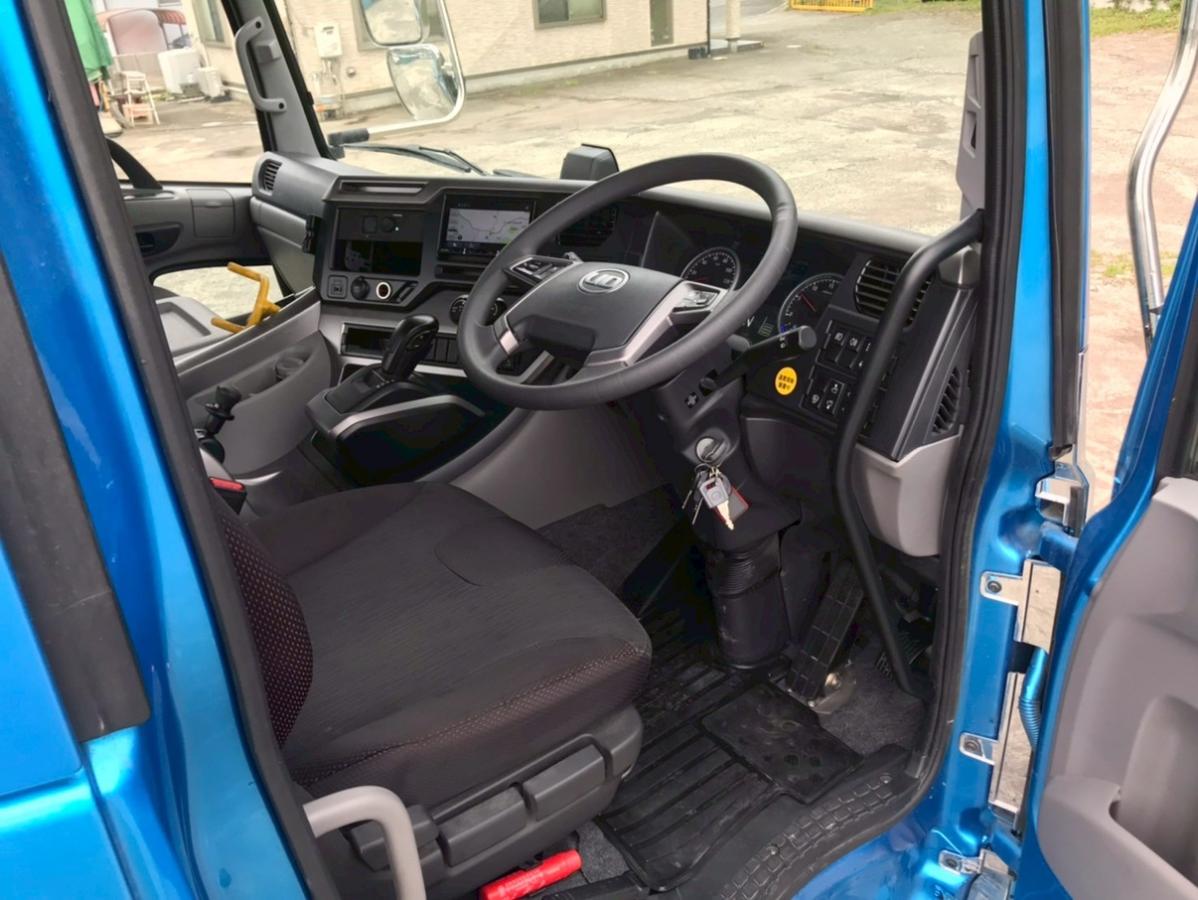 R5年式、クオン、油圧ポンプ付トラクタ、車検付 530馬力|中古トラックの販売・買取・査定のアイナビ