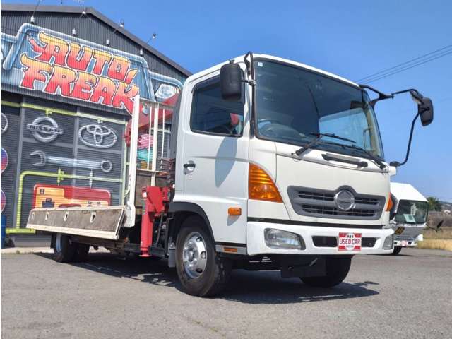 日野自動車レンジャー 4tユニック 4段クレーン ラジコン付|中古トラックの販売・買取・査定のアイナビ