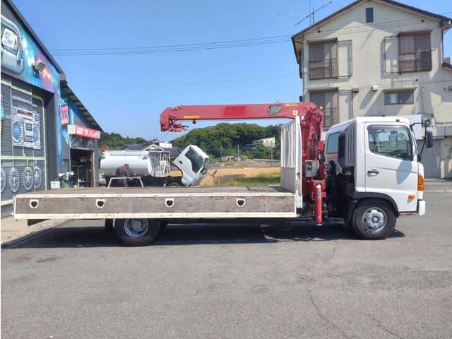 日野自動車レンジャー 4tユニック 4段クレーン ラジコン付|中古トラックの販売・買取・査定のアイナビ