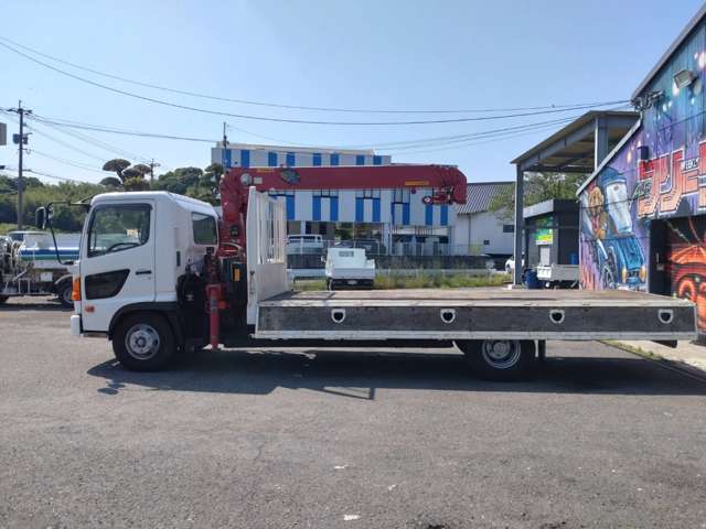 日野自動車レンジャー 4tユニック 4段クレーン ラジコン付|中古トラックの販売・買取・査定のアイナビ